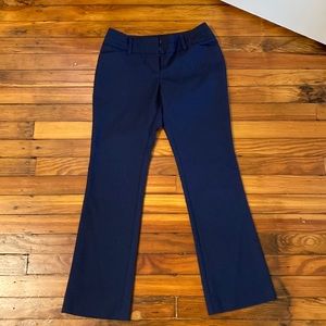 7th Ave NY & Co. Women’s Navy Pants. EUC. Size 4P.